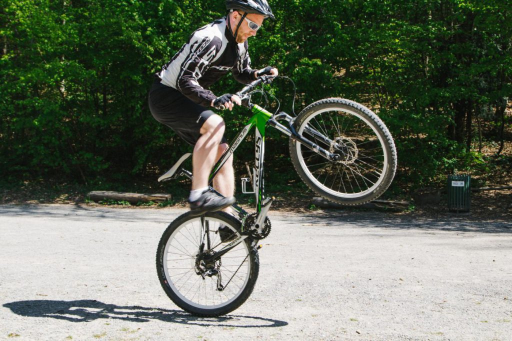 Wheelie beim Fahrtechnikkurs in Graz