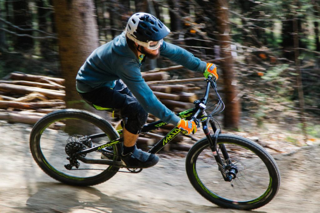 Abfahrt auf dem Trail